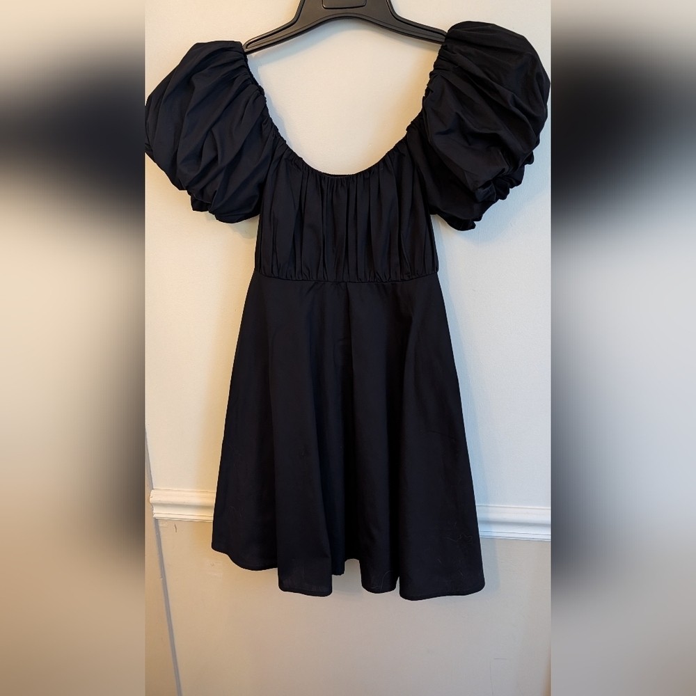 New Abercrombie And‎ Fitch Black Puff Sleeve Mini Dress Size S Dark Cottagecore - Picture 2 of 6